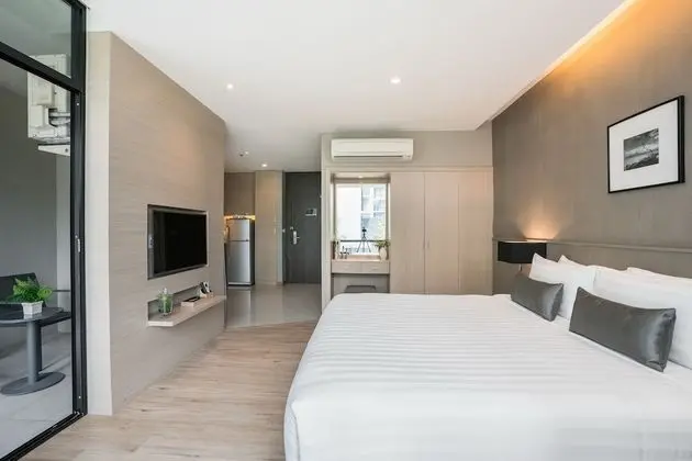 Deluxe Pool View Room with Kitchenette