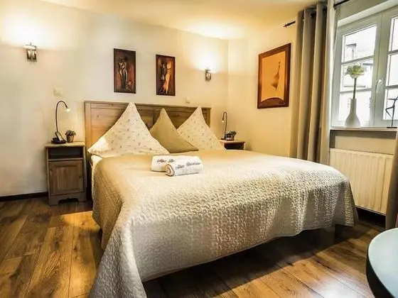 Tek Büyük Yataklı Oda, Banyolu/Duşlu