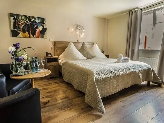 Tek Büyük Yataklı Oda, Banyolu/Duşlu