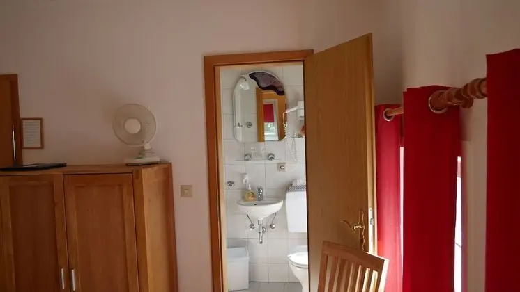 Tek Büyük Yataklı Oda, 1 Büyük (Queen) Boy Yatak