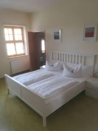 Tek Büyük veya İki Ayrı Yataklı Oda