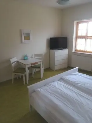 Tek Büyük veya İki Ayrı Yataklı Oda