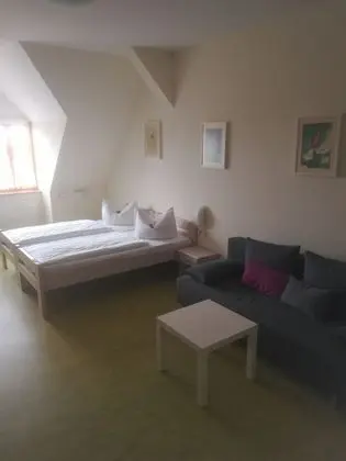 Tek Büyük veya İki Ayrı Yataklı Oda