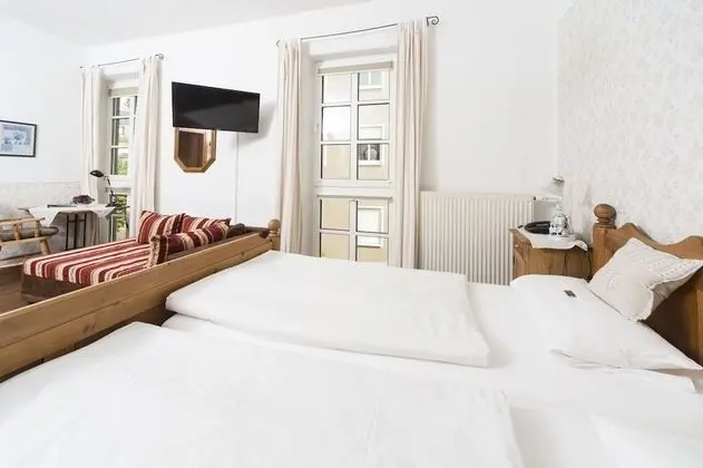 Tek Büyük Yataklı Oda