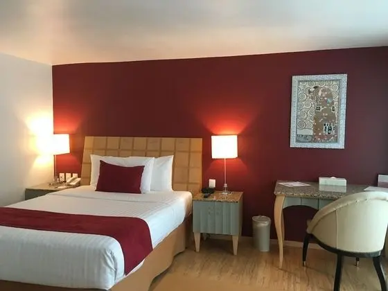 Junior Suite, 1 Queen Bed