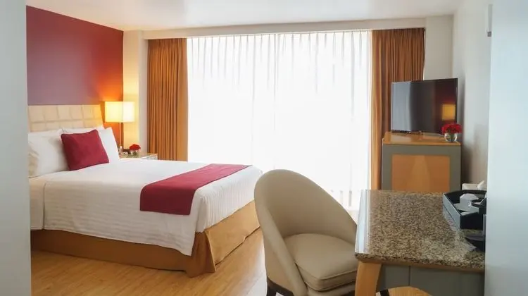 Suite, 1 Queen Bed, Exterior View