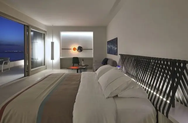 Private Unlimited View Suite