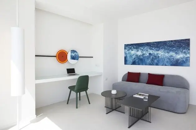 Private Unlimited View Suite