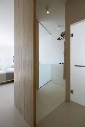 Private Unlimited View Suite