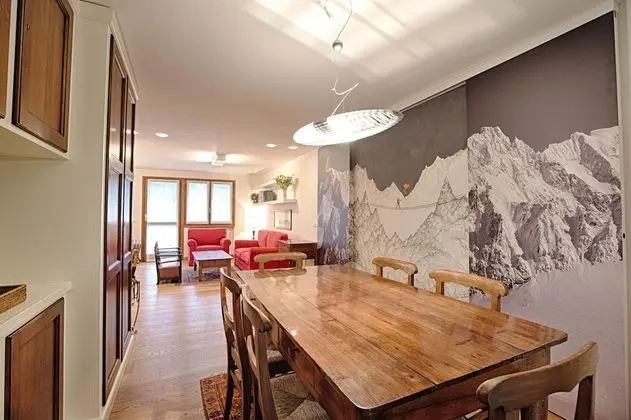 Apart Daire, 3 Yatak Odası, 2 Banyolu, Dağ Yamacı