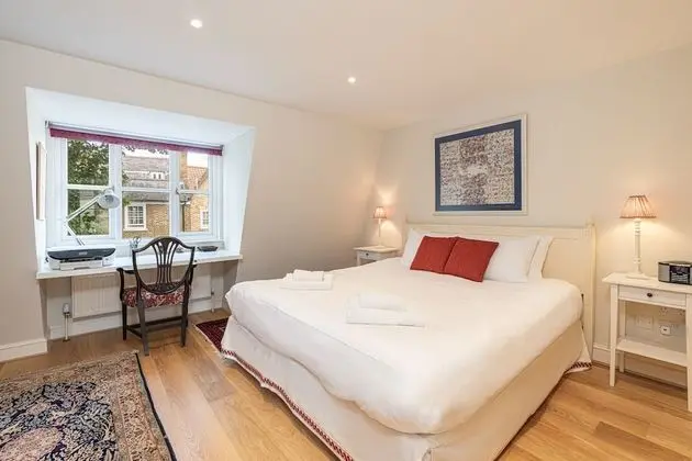 Ev (2 Bedrooms)