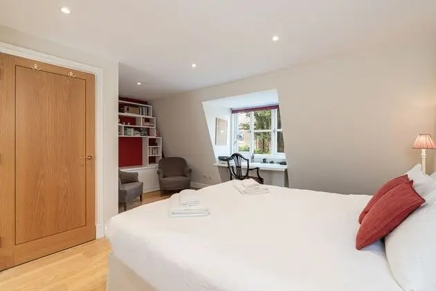 Ev (2 Bedrooms)