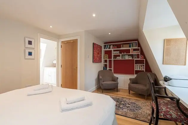 Ev (2 Bedrooms)