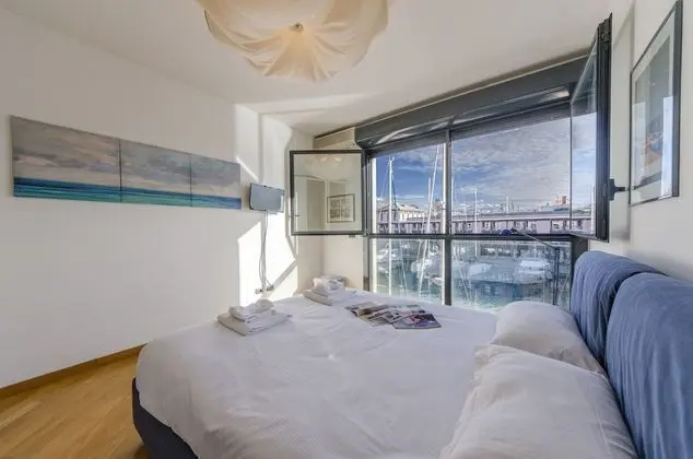 Apart Daire, 1 Yatak Odası, Balkon, Liman Manzaralı