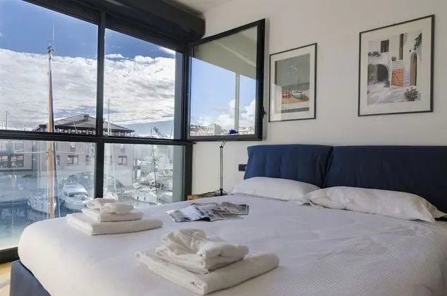 Apart Daire, 1 Yatak Odası, Balkon, Liman Manzaralı