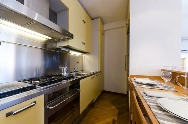 Apart Daire, 1 Yatak Odası, Balkon, Liman Manzaralı