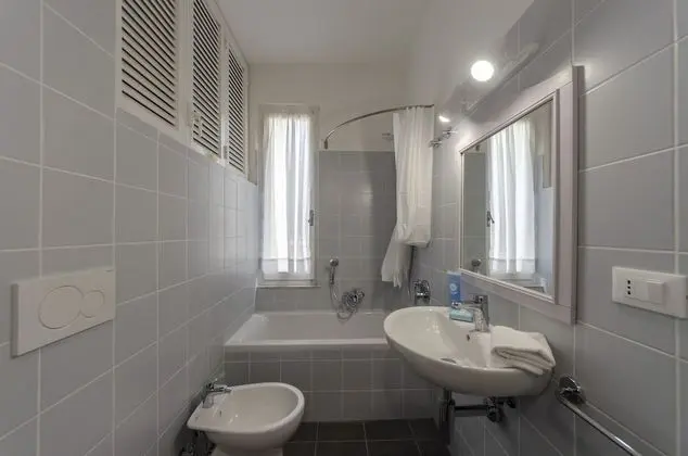 Ev, 2 Banyolu (6 Bedrooms)