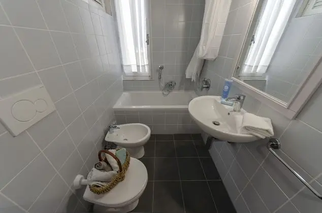 Ev, 2 Banyolu (6 Bedrooms)