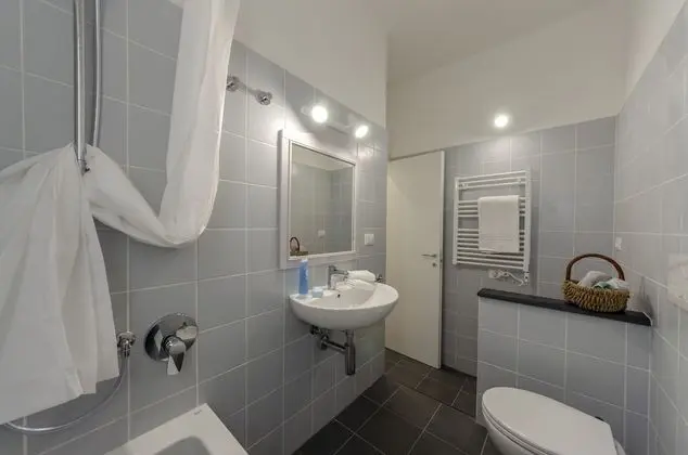 Ev, 2 Banyolu (6 Bedrooms)