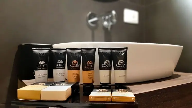 Business Tek Büyük Yataklı Oda