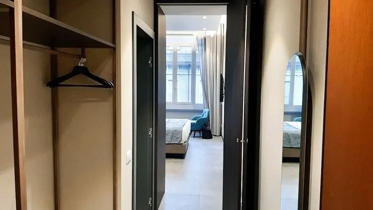 City Tek Büyük Yataklı Oda