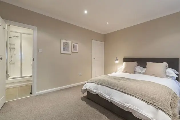 Ev (3 Bedrooms)