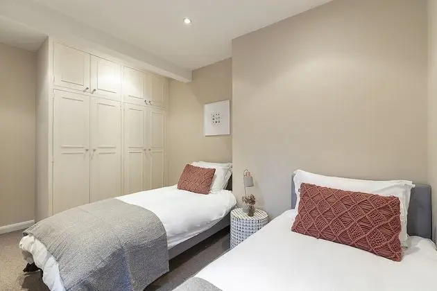 Ev (3 Bedrooms)