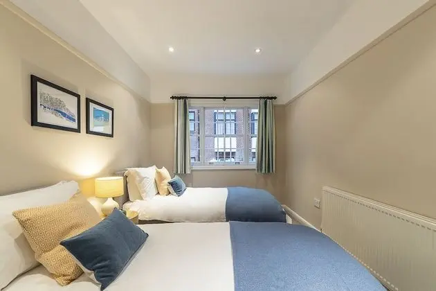 Ev (3 Bedrooms)