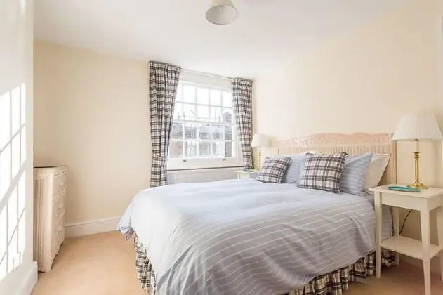 Ev (3 Bedrooms)