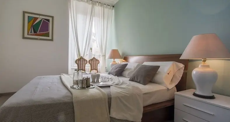 Apart Daire, 2 Yatak Odası, 2 Banyolu (Duomo Attic)