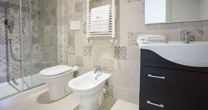 Apart Daire, 2 Yatak Odası, 2 Banyolu (Duomo Attic)