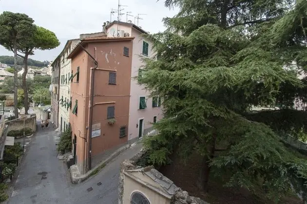 Apart Daire, 2 Yatak Odası (Location:  via Romana di Quarto)