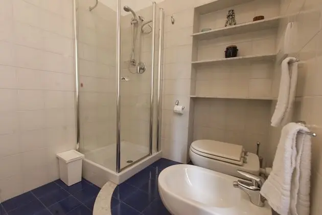 Apart Daire, 2 Yatak Odası (Location:  via Romana di Quarto)