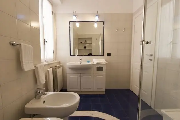 Apart Daire, 2 Yatak Odası (Location:  via Romana di Quarto)