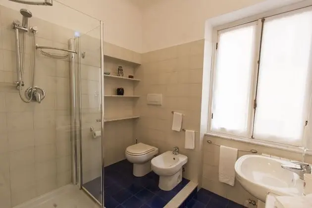 Apart Daire, 2 Yatak Odası (Location:  via Romana di Quarto)