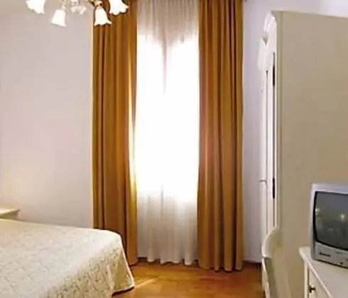 Tek Kişilik Oda