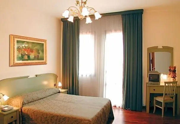Tek Kişilik Oda