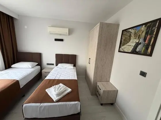https://images.odamax.com/img/1024x768/odamax/image/upload/Alt_nay_Suit_Hotel_202605121752480_IMG_2005.JPG