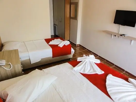 Triple, Şehir Manzaralı, Balkonlu
