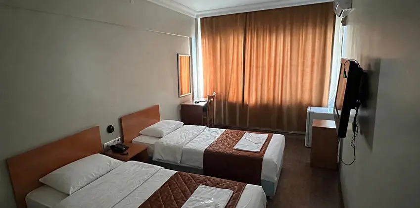 Ekonomik İki Ayrı Yataklı Oda