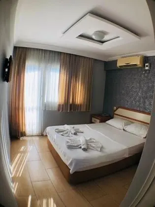 Standart Oda, Havuz Manzaralı