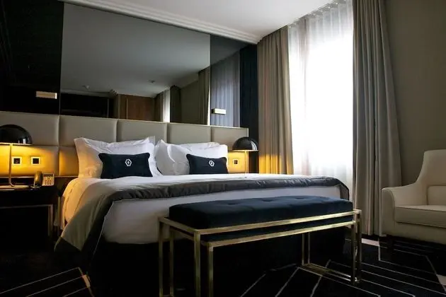 Deluxe Tek Büyük Yataklı Oda, Balkon