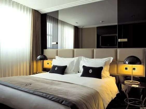 Deluxe Tek Büyük Yataklı Oda, Balkon