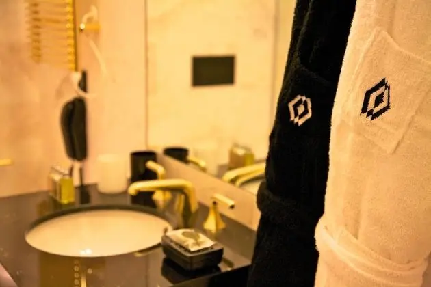 Deluxe Tek Büyük Yataklı Oda, Balkon