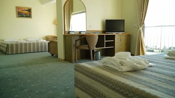 Grand Oda, Deniz Manzaralı