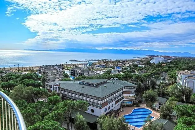 Kısmi Deniz Manzaralı Standart Oda
