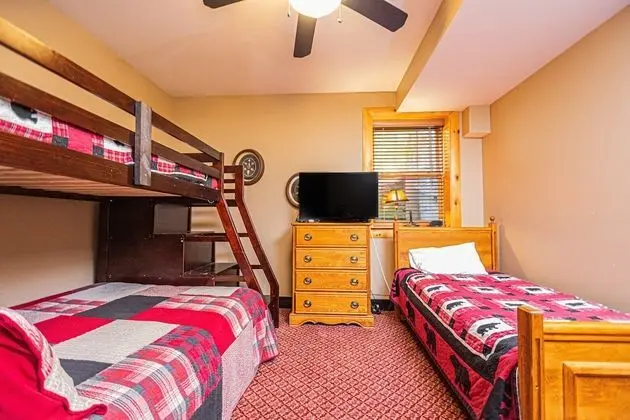 Ev, Birden Çok Yatak, Jakuzi