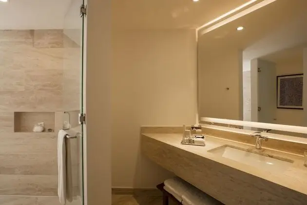 Altitude Suite Double