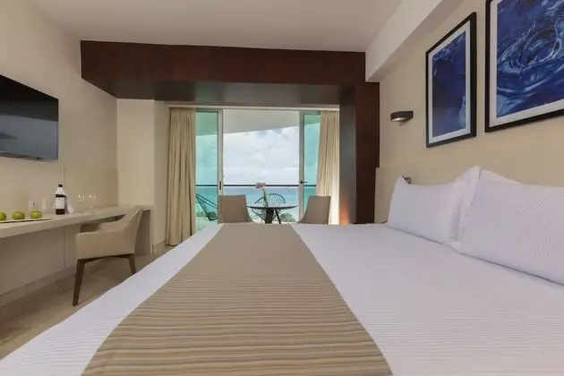 Altitude Suite Ocean Front