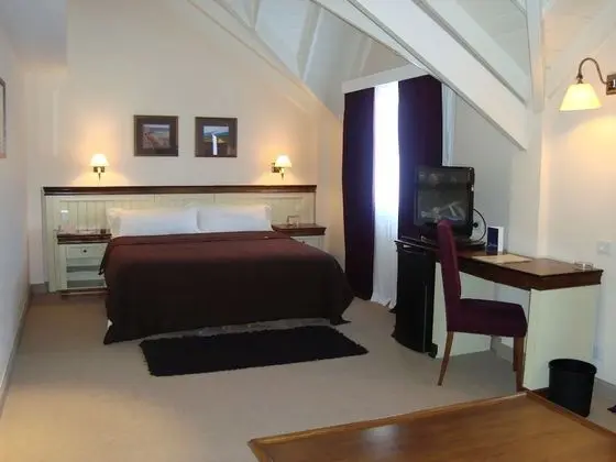 Standard Oda, 1 Büyük (Queen) Boy Yatak